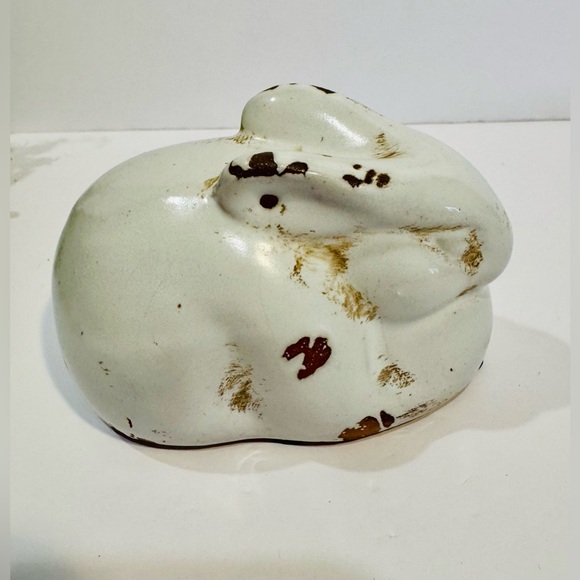 Distressed Rustic White Ceramic Rabbit Figurine - Picture 13 of 13